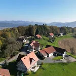 Muehlbauerhof ベッド・アンド・ブレックファスト 4*