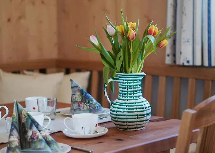 Muehlbauerhof Bed and Breakfast 4*