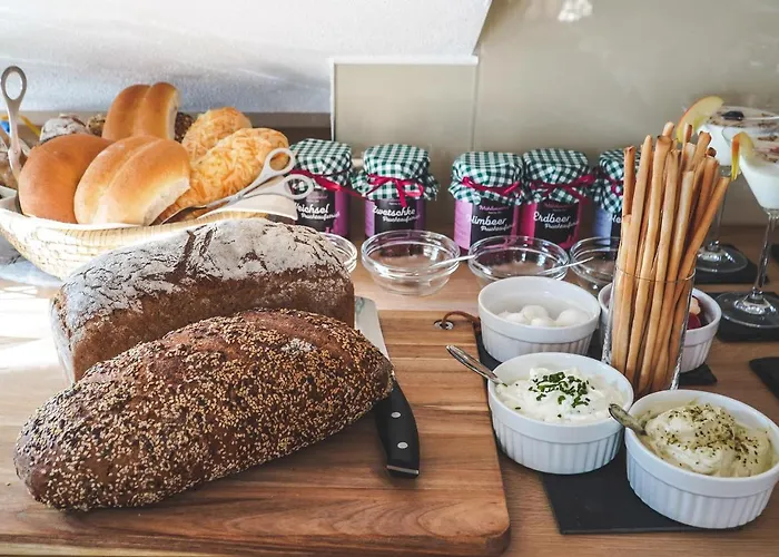 Muehlbauerhof Bed and Breakfast 4*